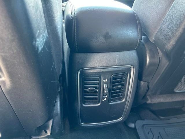 Used 2019 Dodge Durango SXT w/ Trailer Tow Group IV RWD image 39