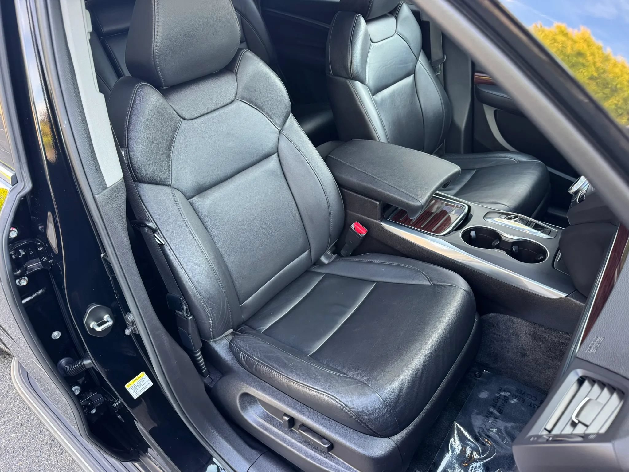 Used 2016 Acura MDX w/ Technology Package AWD/4WD image 25