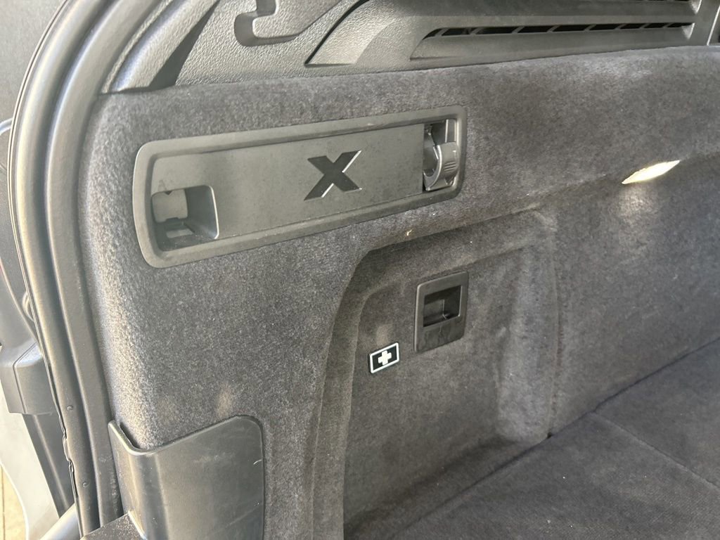 Used 2025 BMW X5 xDrive50e image 46