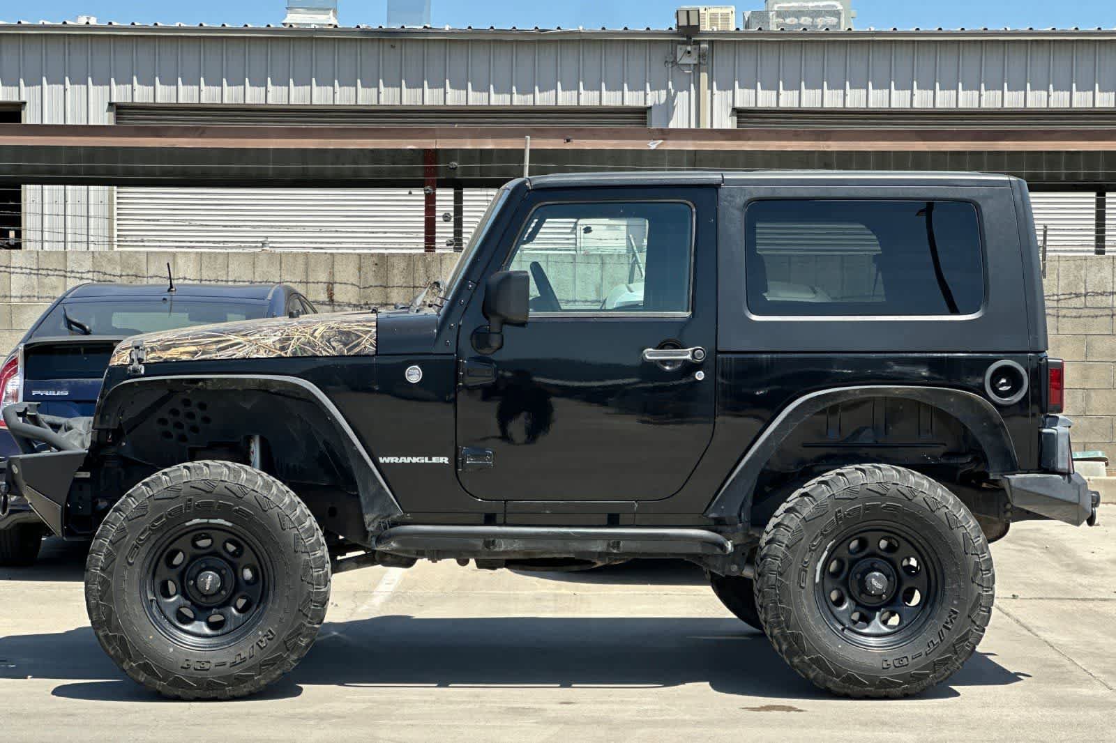 Used 2007 Jeep Wrangler Rubicon w/ Dual Top Group AWD/4WD image 5