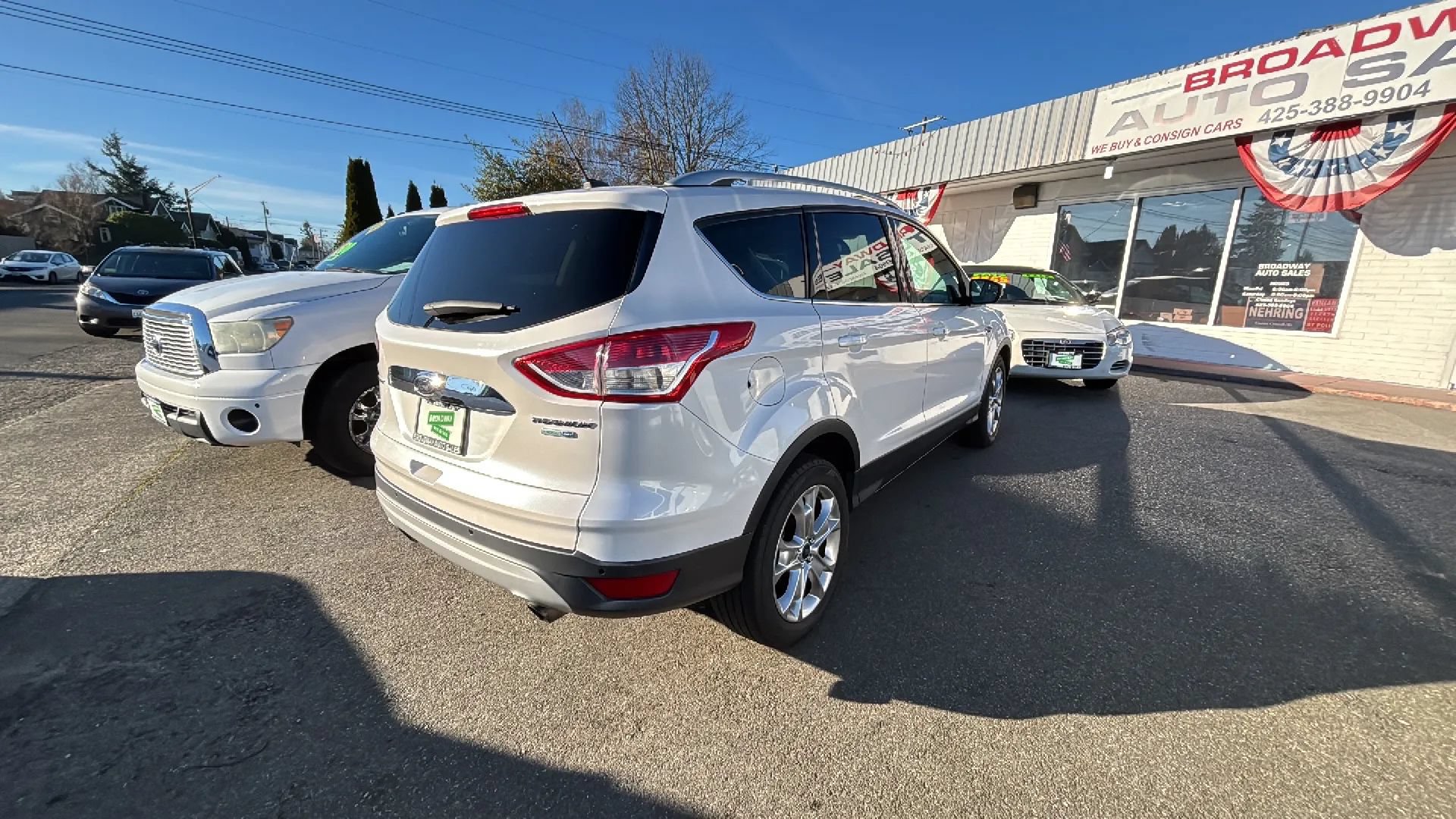 Used 2014 Ford Escape Titanium AWD/4WD image 3