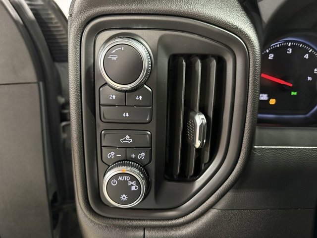 Used 2024 GMC Sierra 2500 Pro image 16