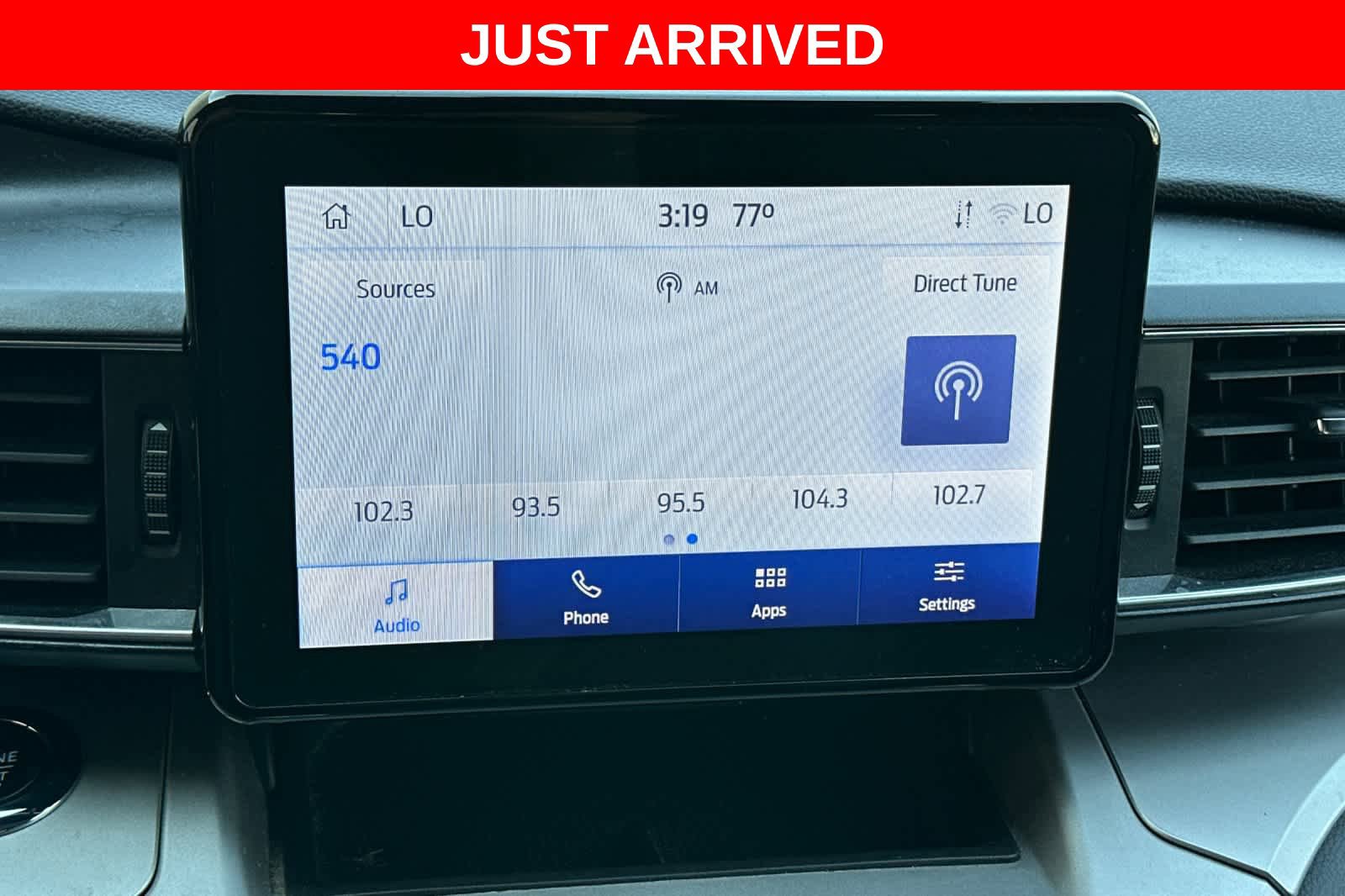 Certified 2022 Ford Explorer XLT w/ Equipment Group 202A RWD image 20