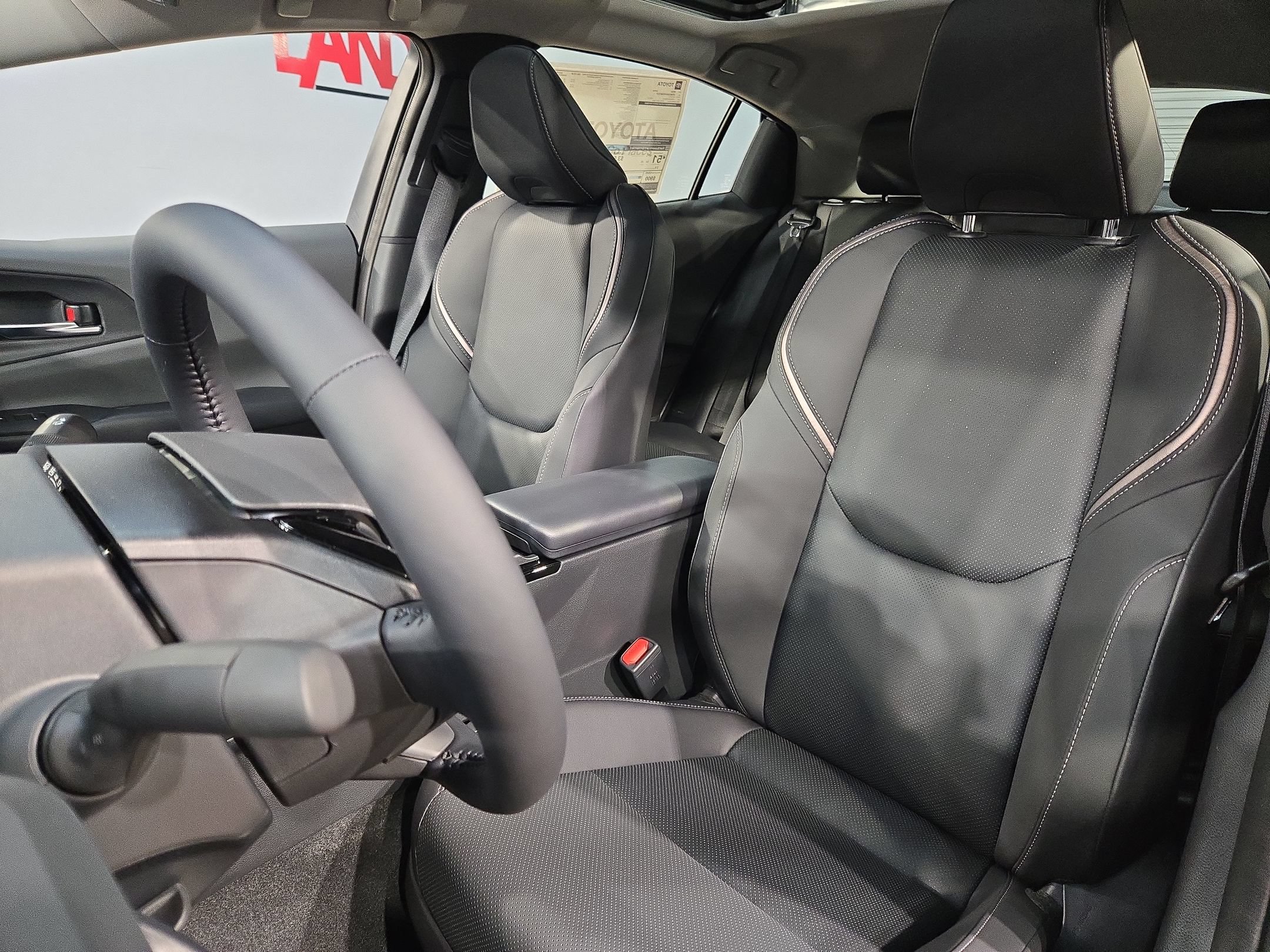 New 2027 Toyota Prius Limited w/ Limited Premium Package FWD image 16