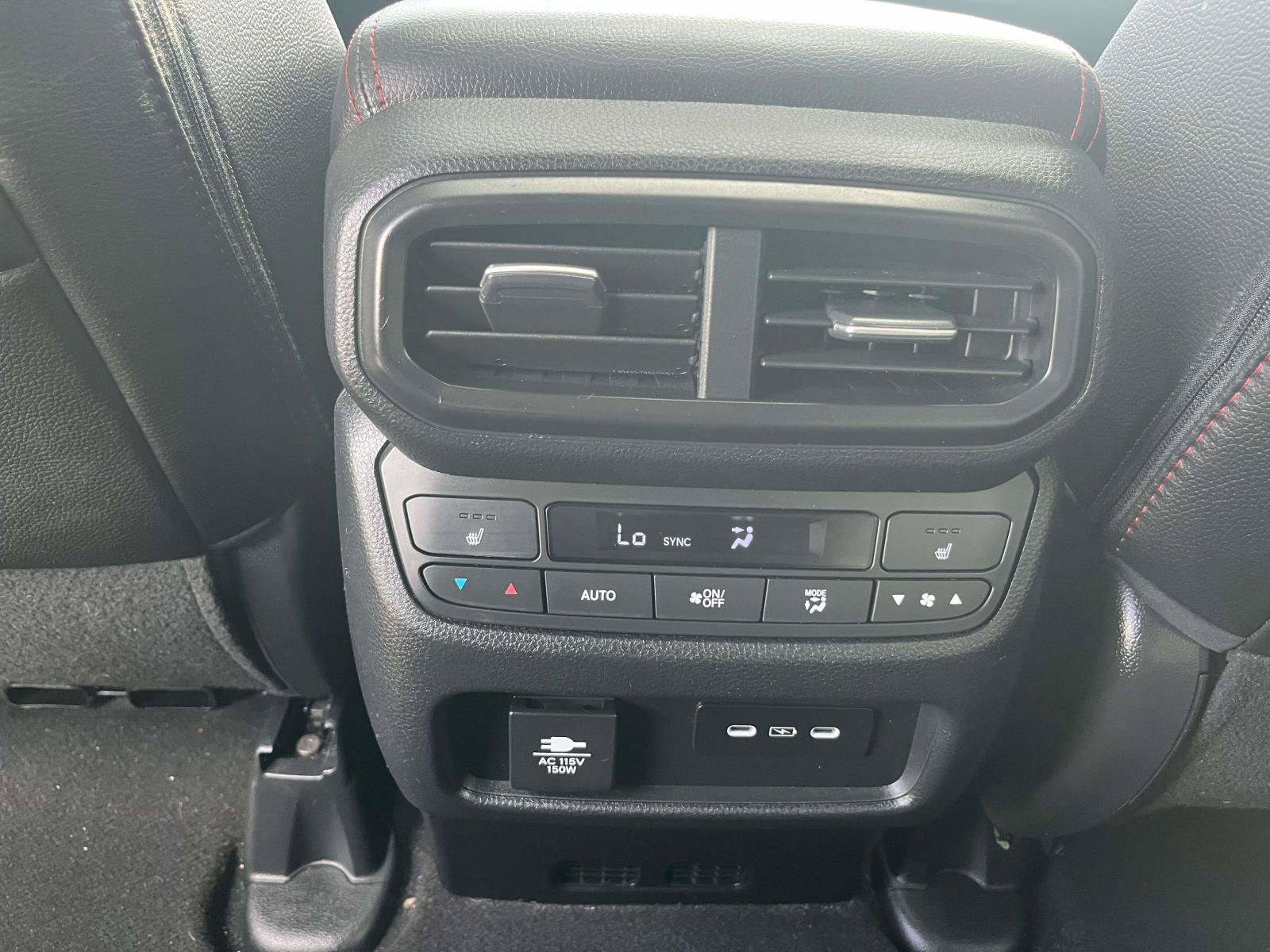Certified 2025 Honda Passport Black Edition image 10
