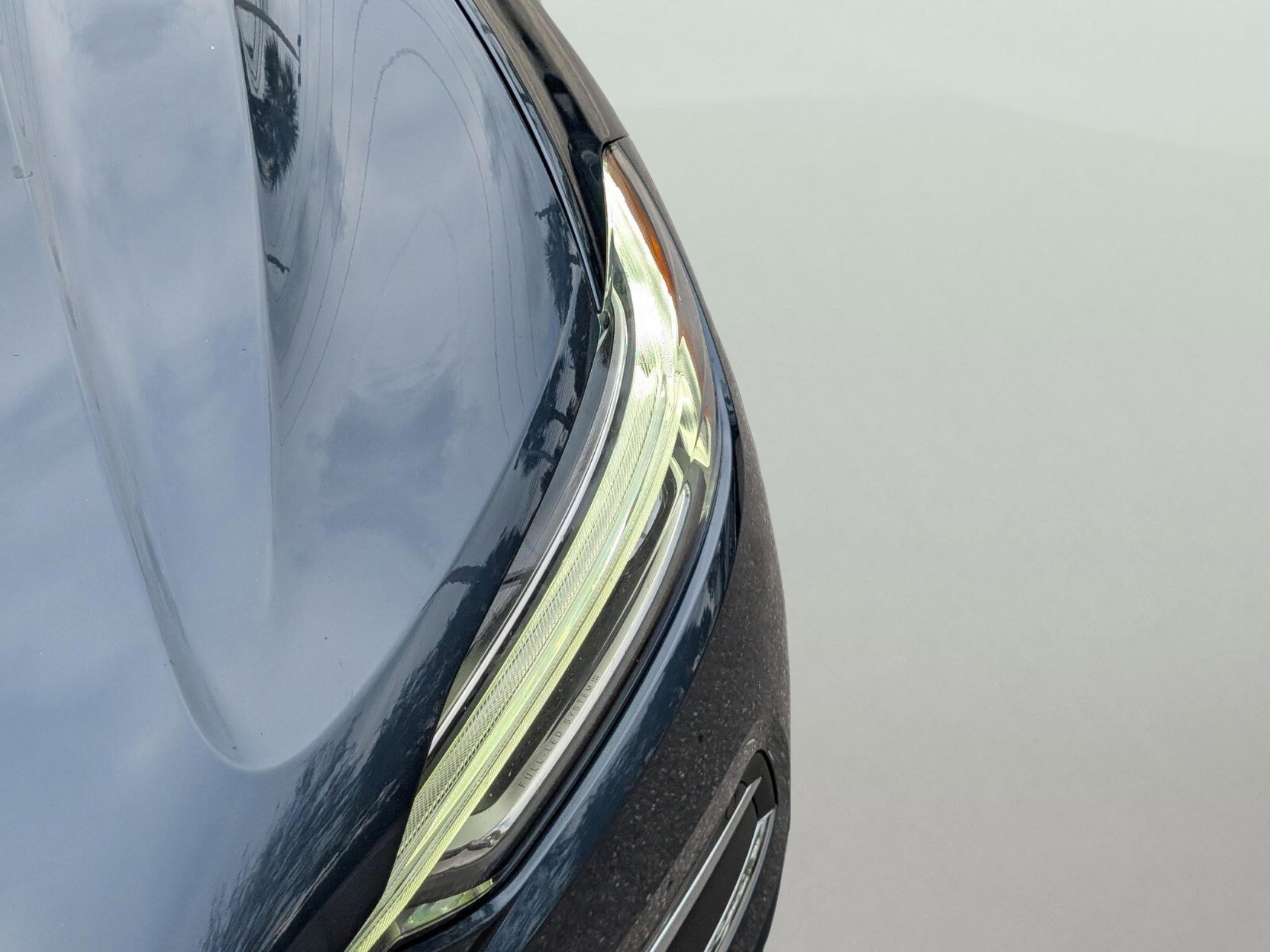 Used 2021 Volvo XC60 T5 Inscription image 12