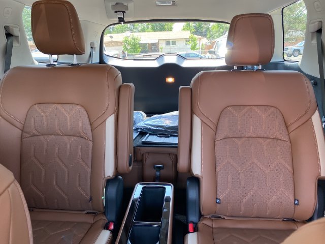 New 2026 Nissan Pathfinder Platinum AWD/4WD image 9