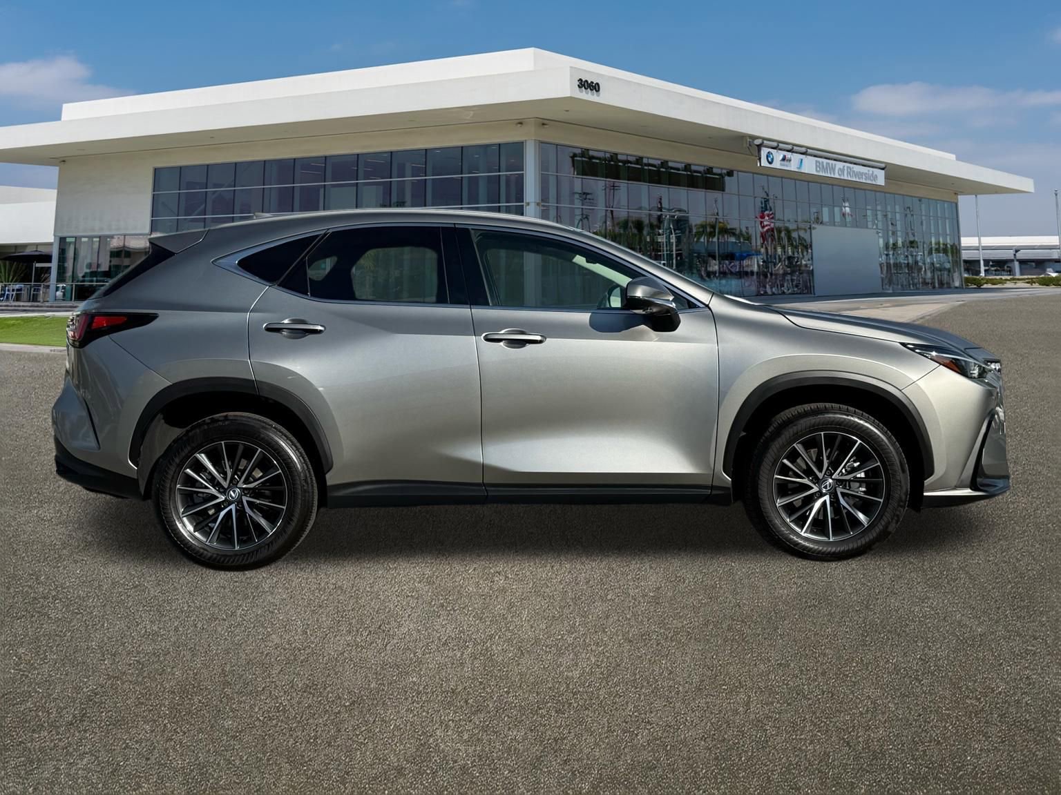 Used 2024 Lexus NX 350 AWD w/ Vision Package image 11