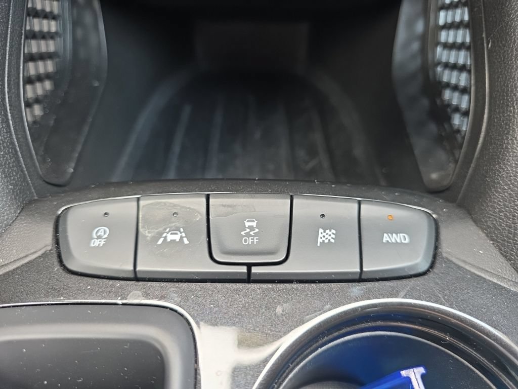 Used 2025 Chevrolet TrailBlazer LT AWD/4WD image 21