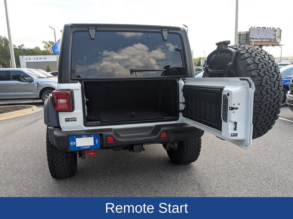 Used 2024 Jeep Wrangler Unlimited Rubicon w/ XTREMEE 35" Tire Package AWD/4WD image 6