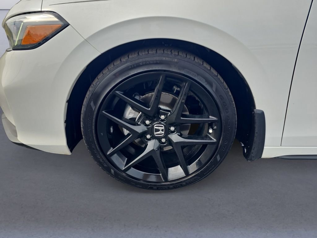 Used 2025 Honda Civic Sport image 9
