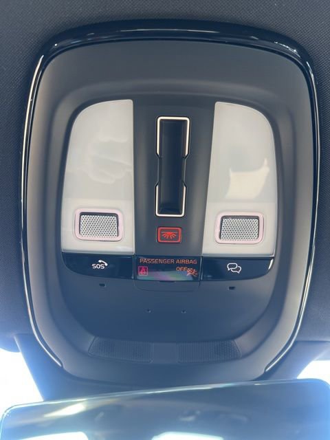 New 2026 Volvo XC90 B6 Plus w/ Protection Package Premier image 20