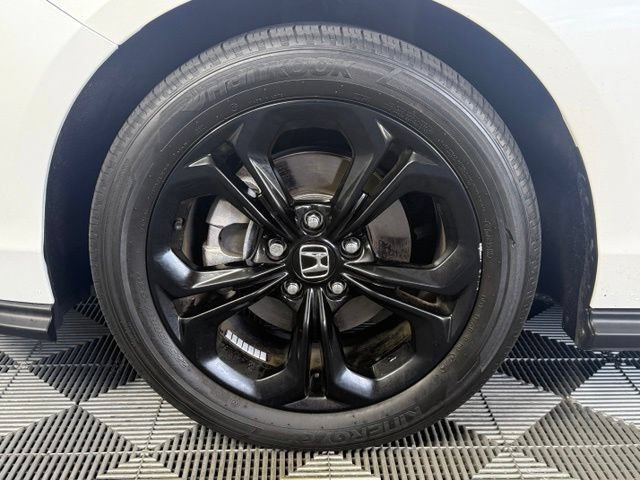 Used 2025 Honda Accord SE image 12