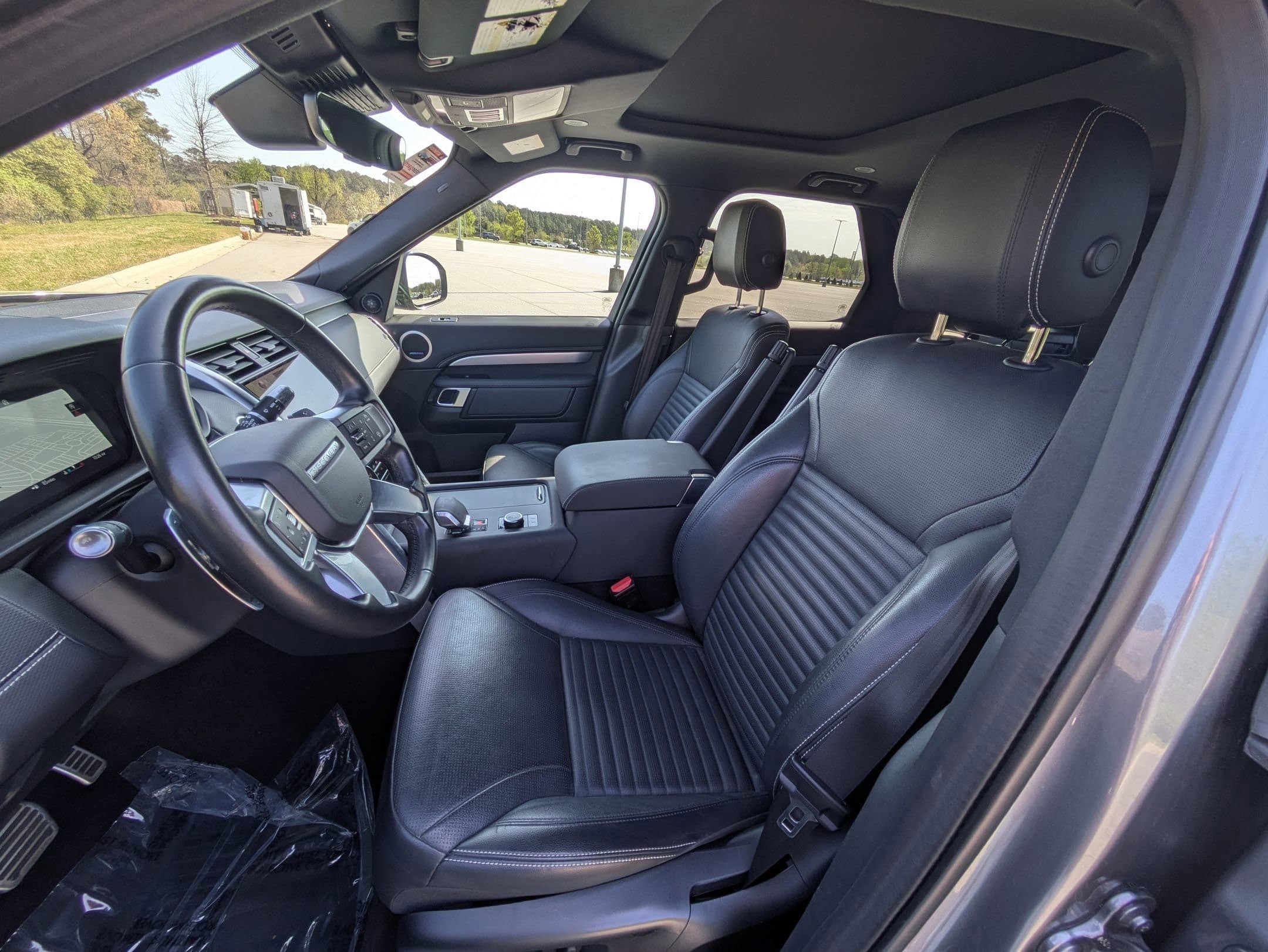 Used 2022 Land Rover Discovery S R-Dynamic AWD/4WD image 20