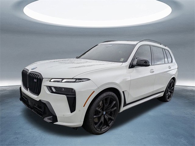 Used 2025 BMW X7 M60i w/ M Sport Professional Package image 8