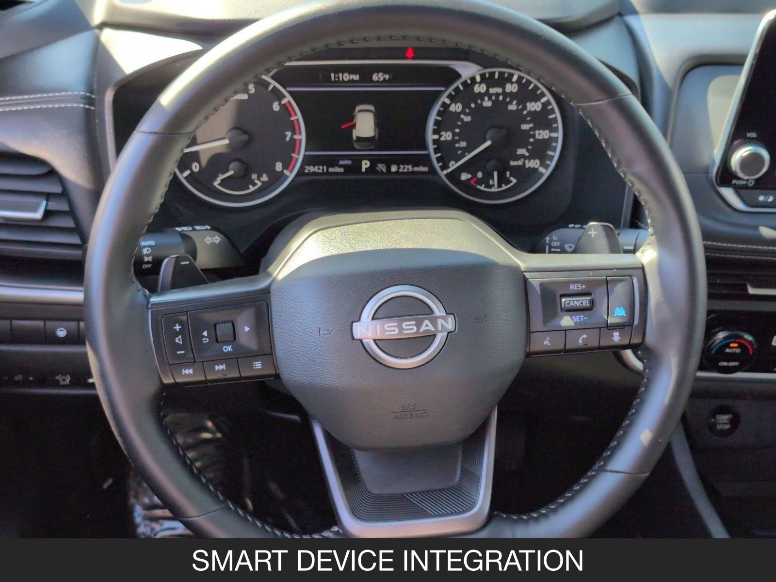 Used 2025 Nissan Rogue SV image 12