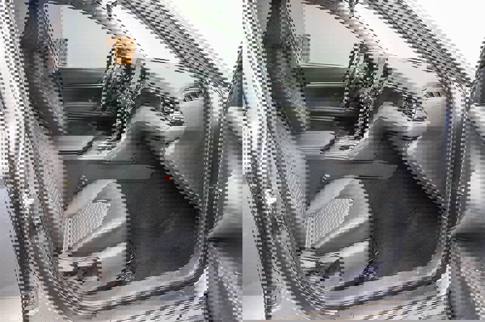 Used 2021 Toyota Camry SE image 16