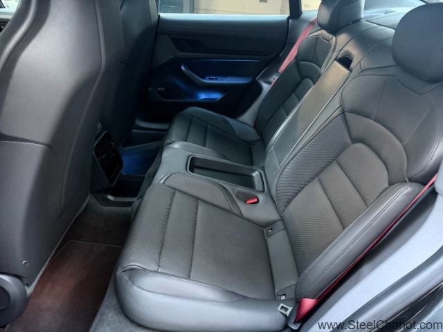 Used 2022 Porsche Taycan image 17