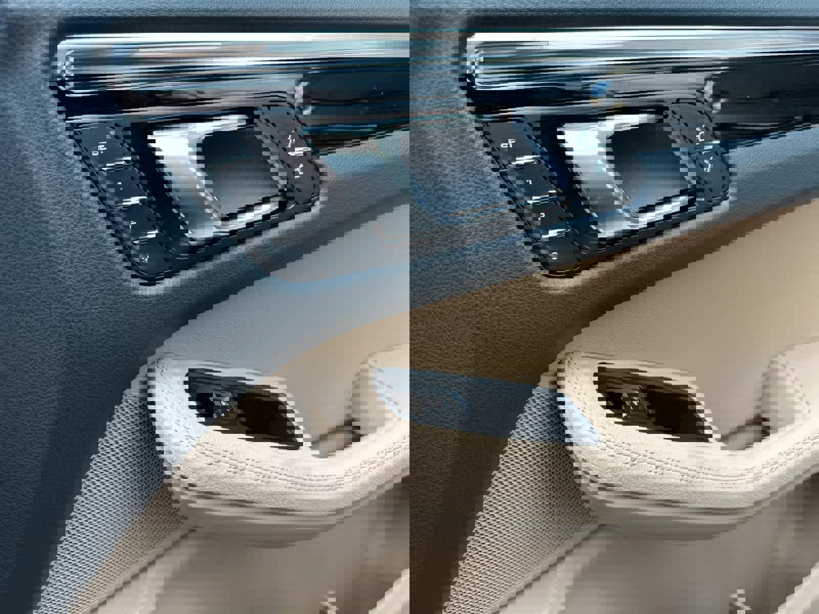 New 2026 Porsche Macan S image 19