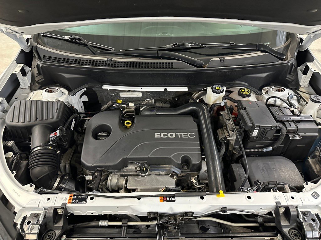 Certified 2022 Chevrolet Equinox RS w/ LPO, Floor Liner Package image 39