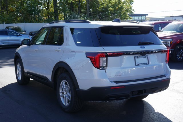 New 2026 Ford Explorer Active image 10