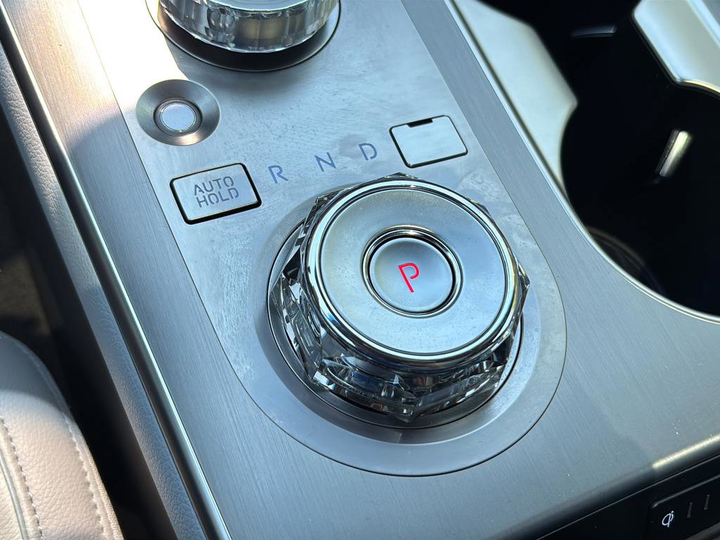 Certified 2026 Genesis GV70 2.5T Advanced AWD/4WD image 30