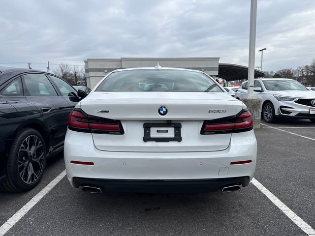Used 2021 BMW 530i xDrive w/ Convenience Package image 3