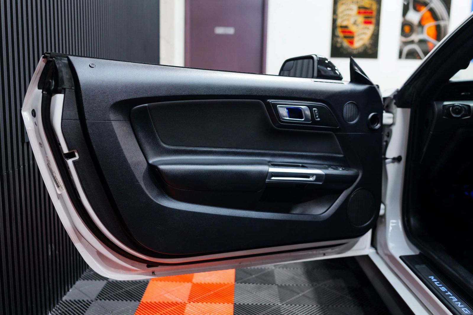 Used 2019 Ford Mustang GT w/ GT Performance Package RWD image 23