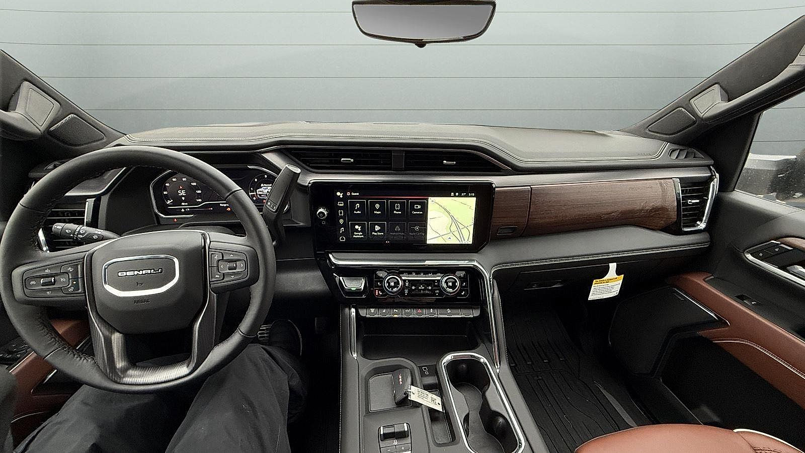 New 2025 GMC Sierra 3500 Denali Ultimate AWD/4WD image 10