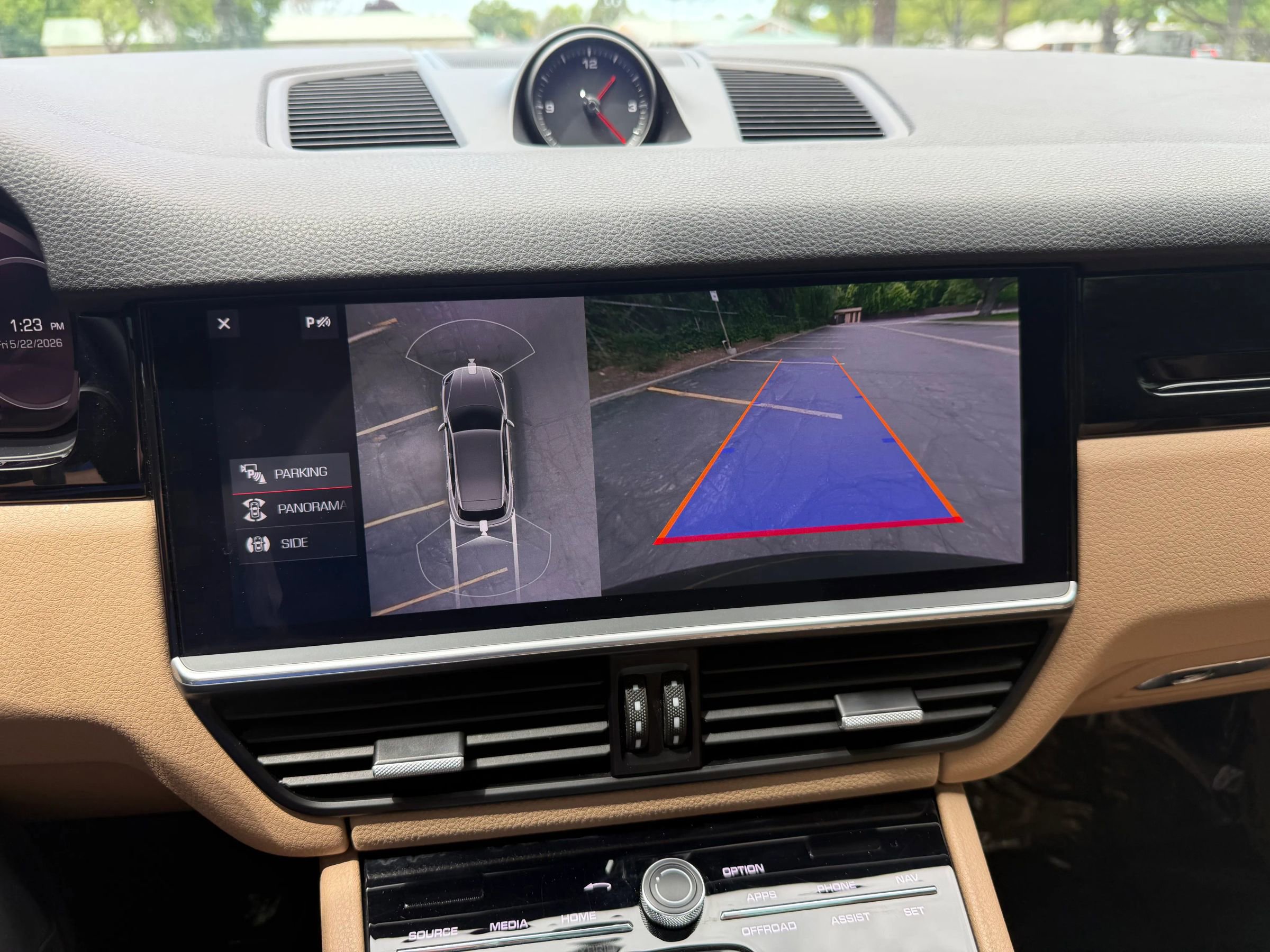 Used 2020 Porsche Cayenne S AWD/4WD image 28