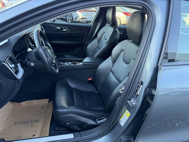 Used 2020 Volvo S60 T5 Momentum w/ Protection Package Premier image 7