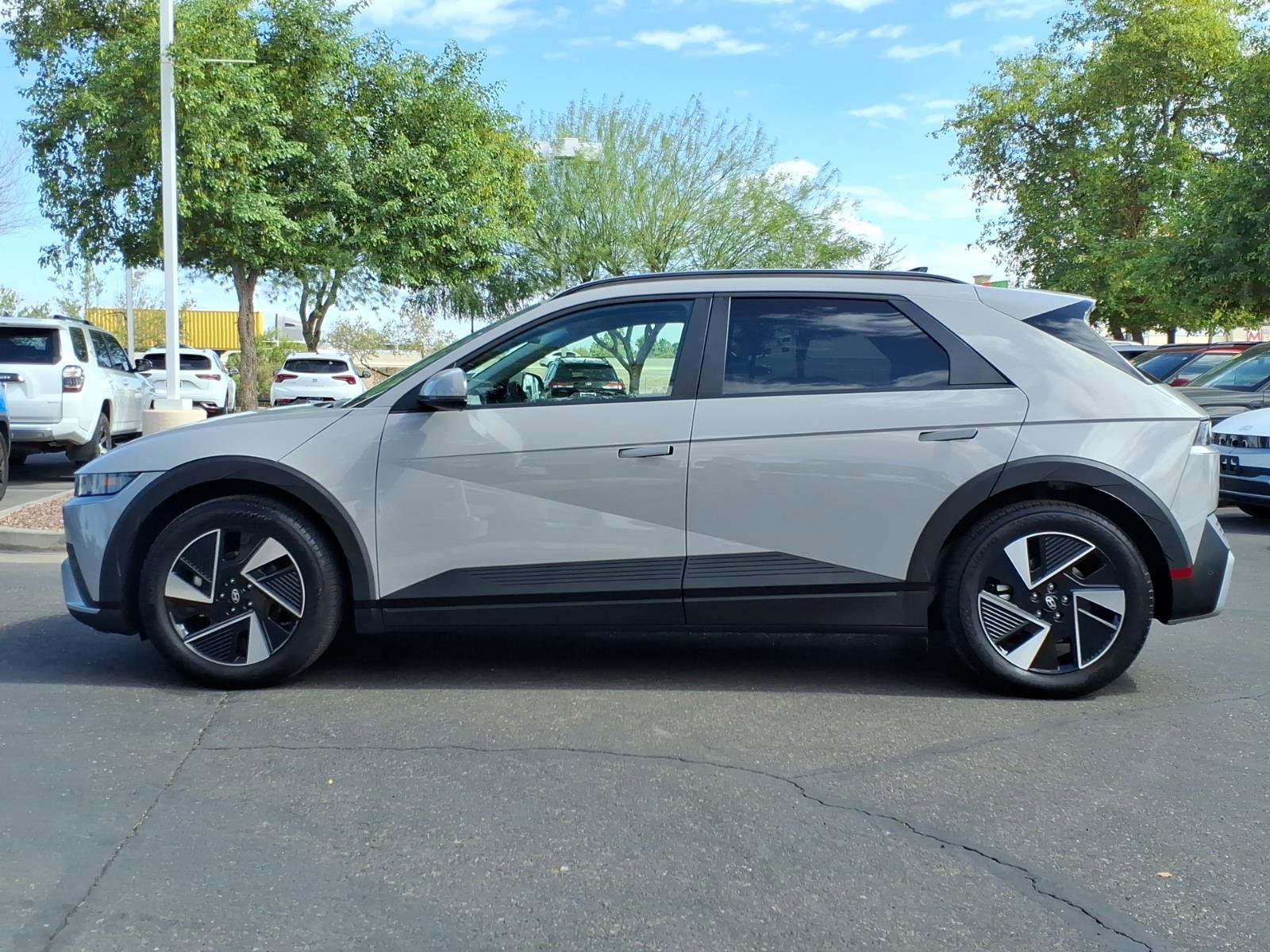 Certified 2025 Hyundai Ioniq 5 SEL RWD image 2