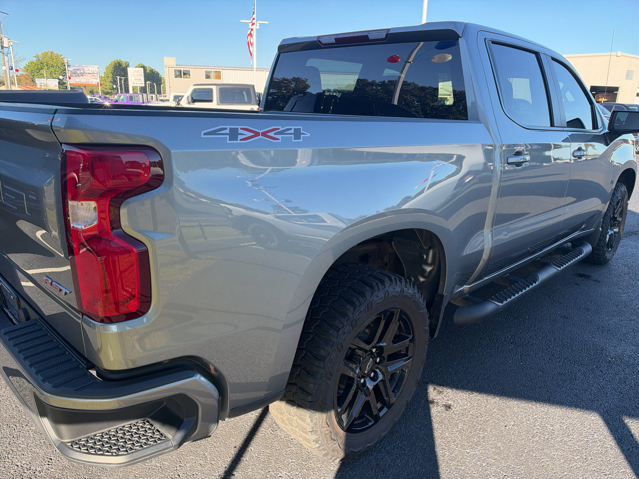 Used 2026 Chevrolet Silverado 1500 RST w/ RST Select Package AWD/4WD image 5