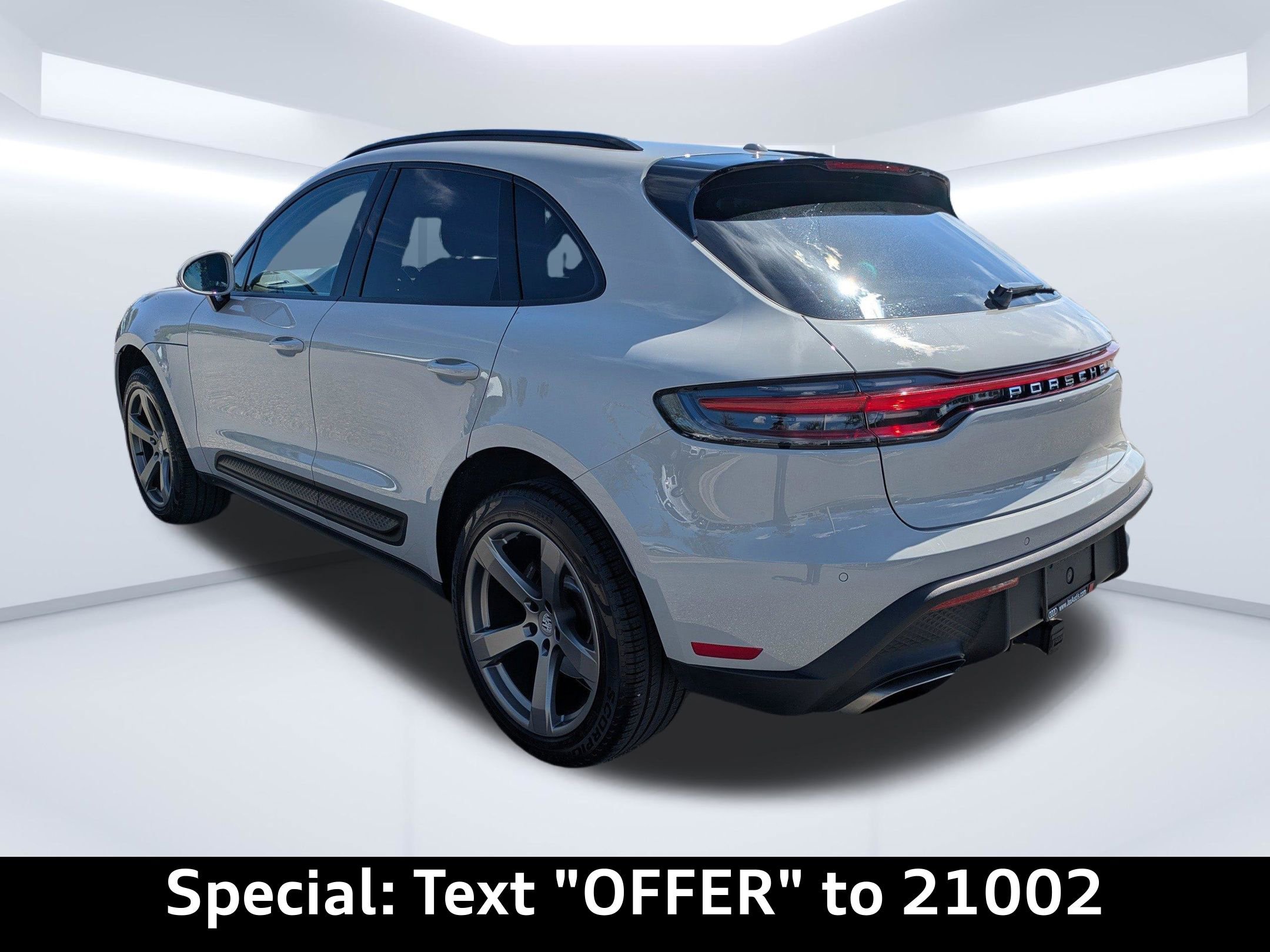 Used 2022 Porsche Macan image 6