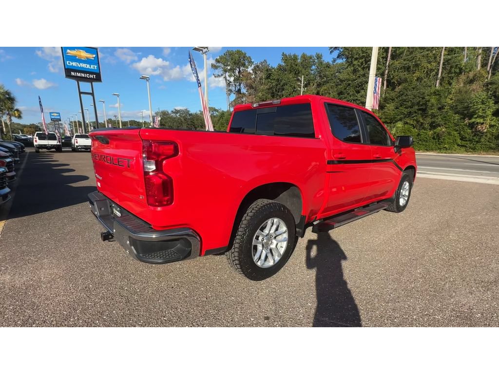 Used 2023 Chevrolet Silverado 1500 LT w/ Z71 Off-Road Package AWD/4WD image 2