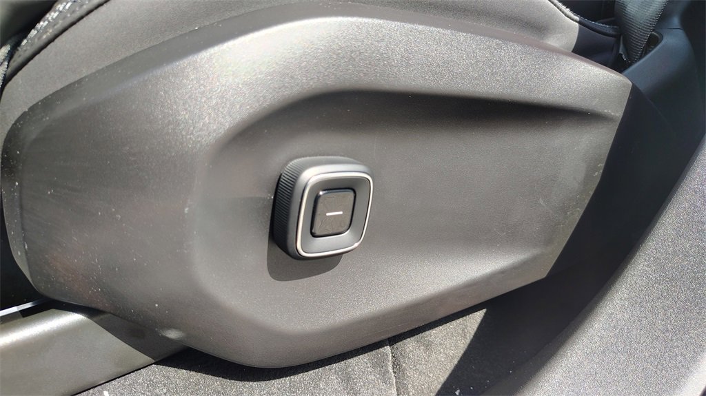 New 2025 Volvo EX90 Ultra image 13