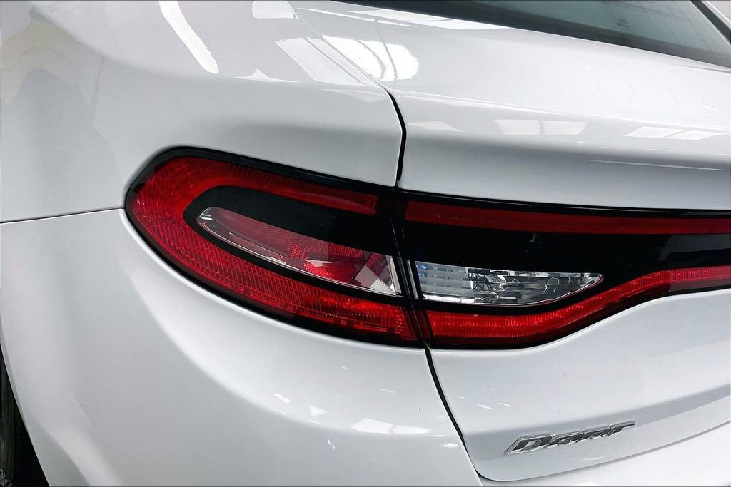 Used 2015 Dodge Dart SXT image 23