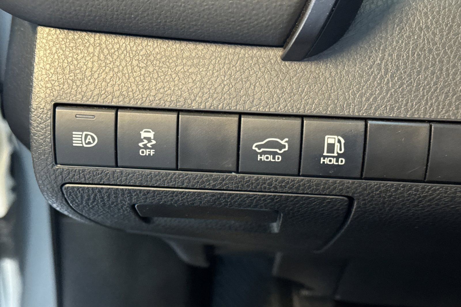 Certified 2024 Toyota Camry LE image 31