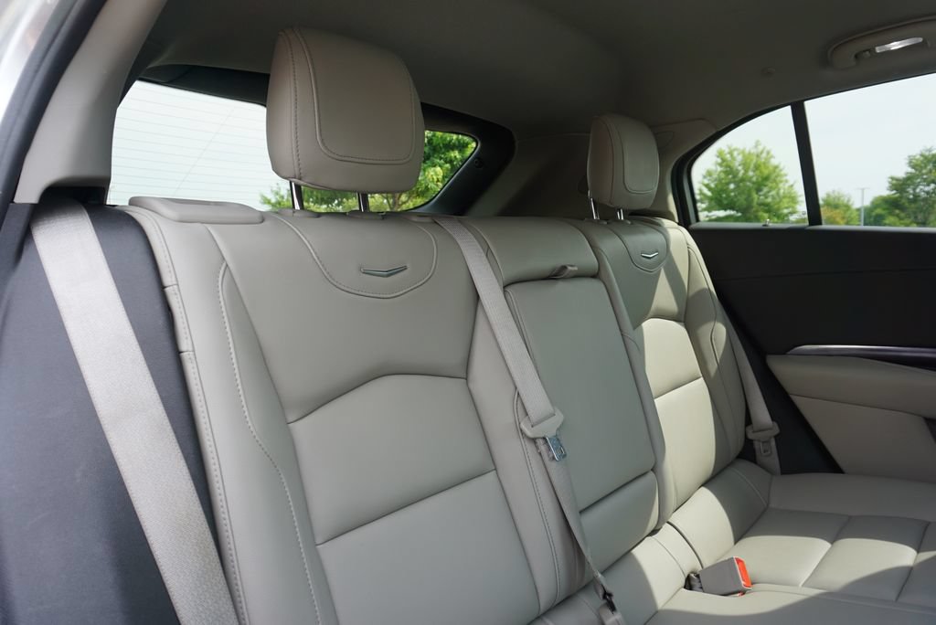 Used 2022 Cadillac XT4 Luxury w/ Cold Weather Package FWD image 49