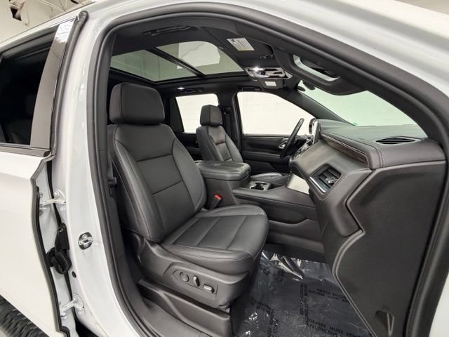 Certified 2023 Chevrolet Tahoe Z71 w/ Luxury Package AWD/4WD image 28