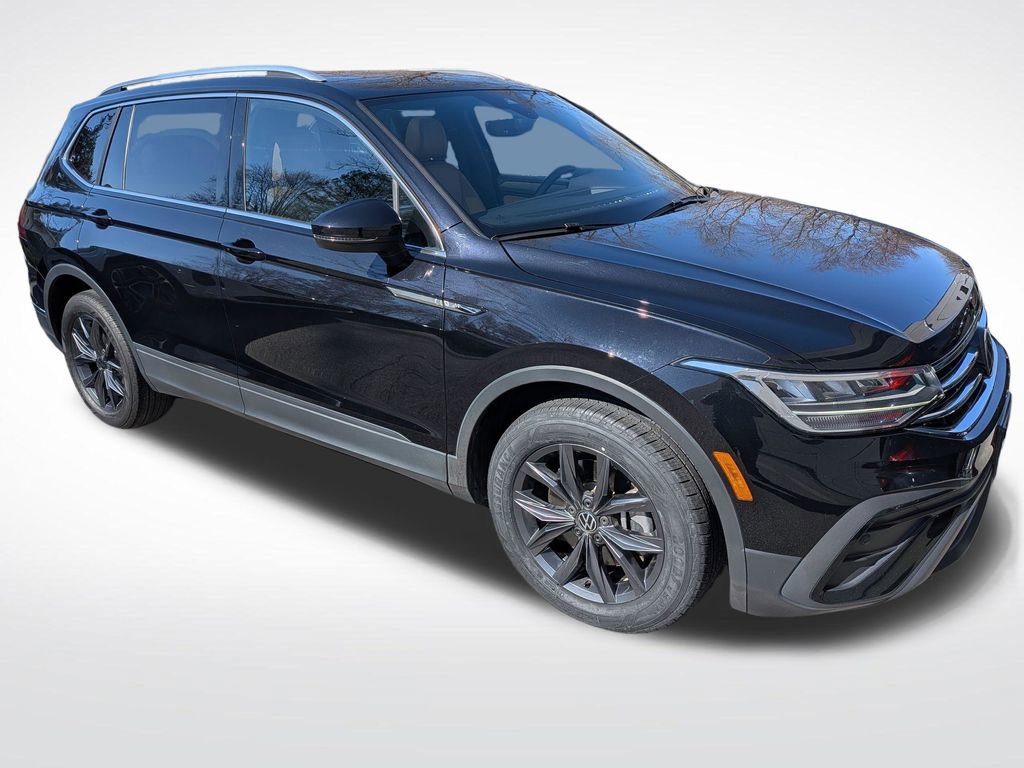 Used 2023 Volkswagen Tiguan SE image 7