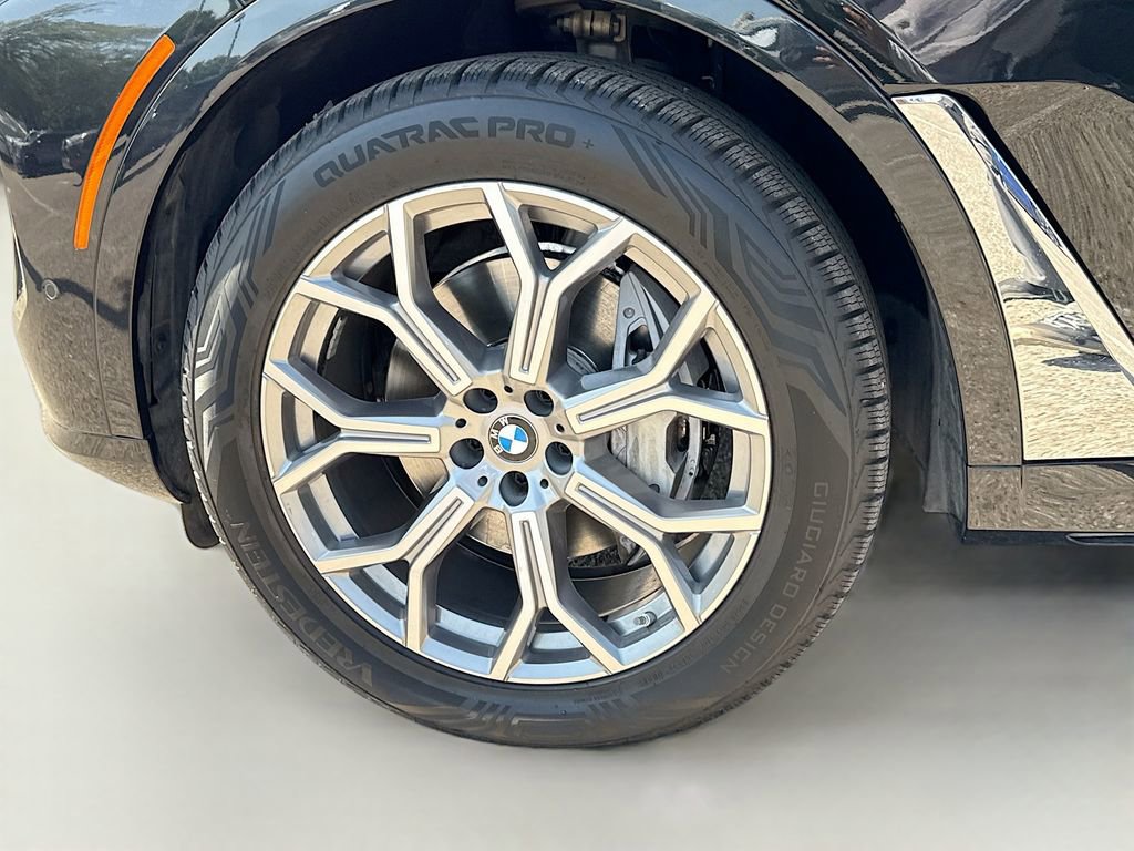 Used 2023 BMW X7 xDrive40i w/ Premium Package image 43