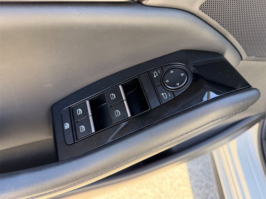 Certified 2025 MAZDA MAZDA3 s Sport image 13