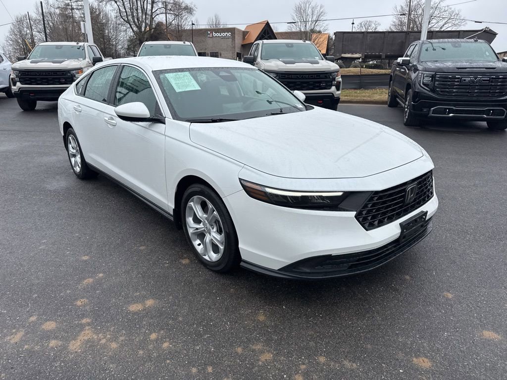 Used 2024 Honda Accord LX image 7