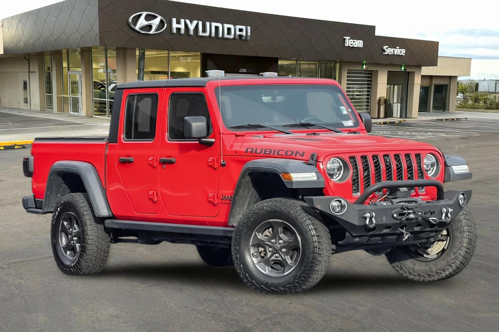 Used 2020 Jeep Gladiator Rubicon image 2