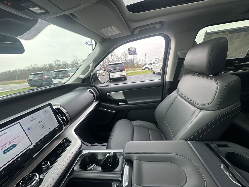 New 2026 Ford Expedition Max Active image 11