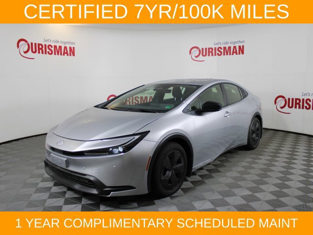 Used 2023 Toyota Prius LE FWD image 2