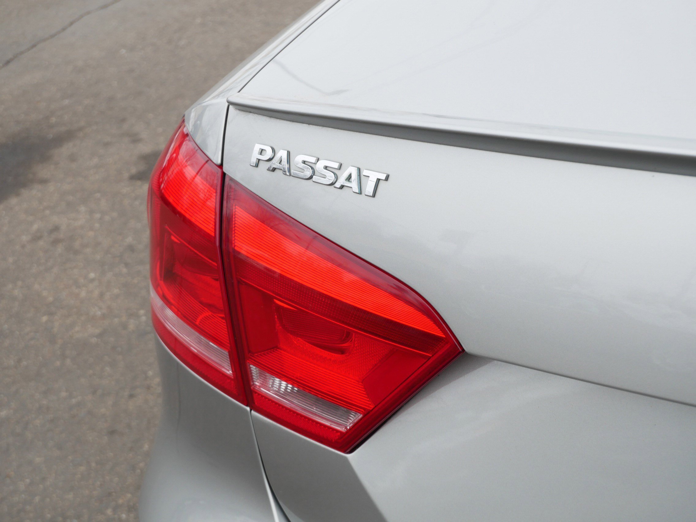 Used 2014 Volkswagen Passat 1.8T Sport image 17