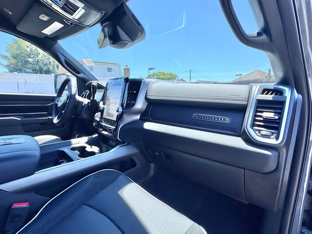Used 2026 RAM 2500 Laramie w/ Night Edition AWD/4WD image 17
