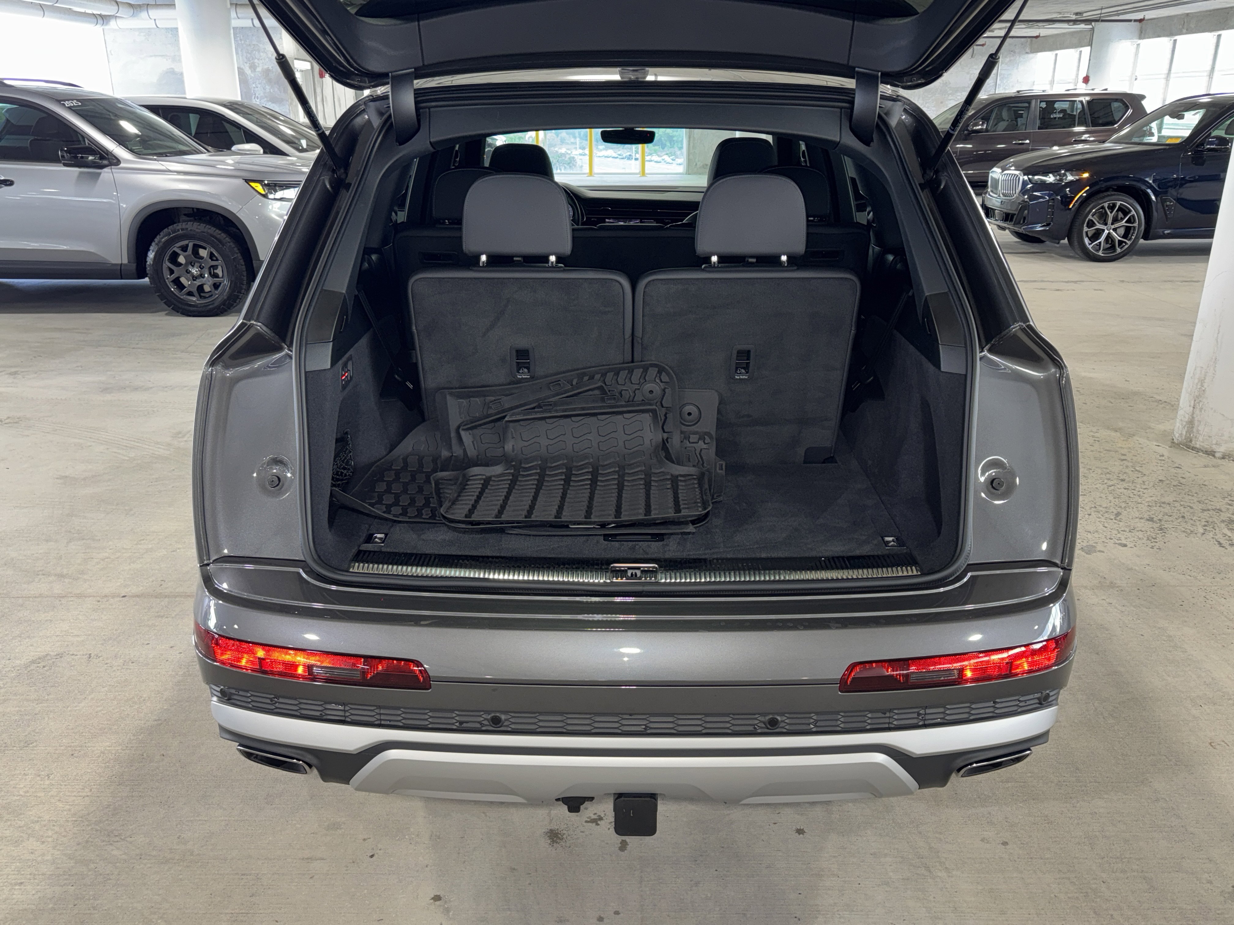 Used 2025 Audi Q7 2.0T Premium w/ Convenience Package image 13